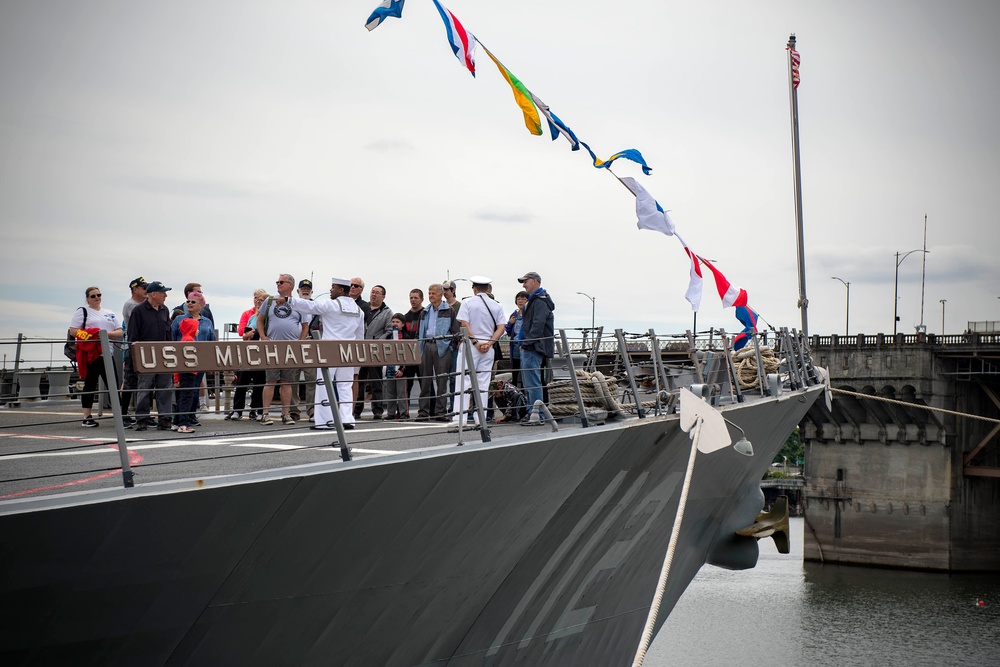 Sea Services Host Fleet Week Attendees During Portland Rose Festival