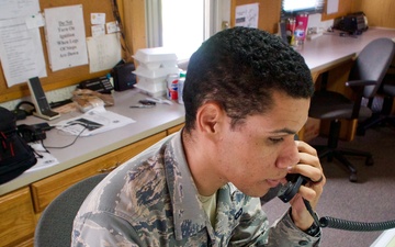 Just home from Iraq, air traffic controllers answer call from state