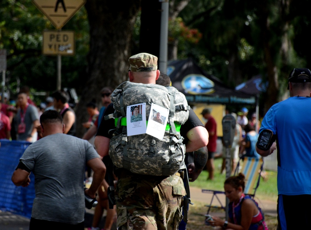 715th MI Soldiers Honor Fallen in Half Marathon