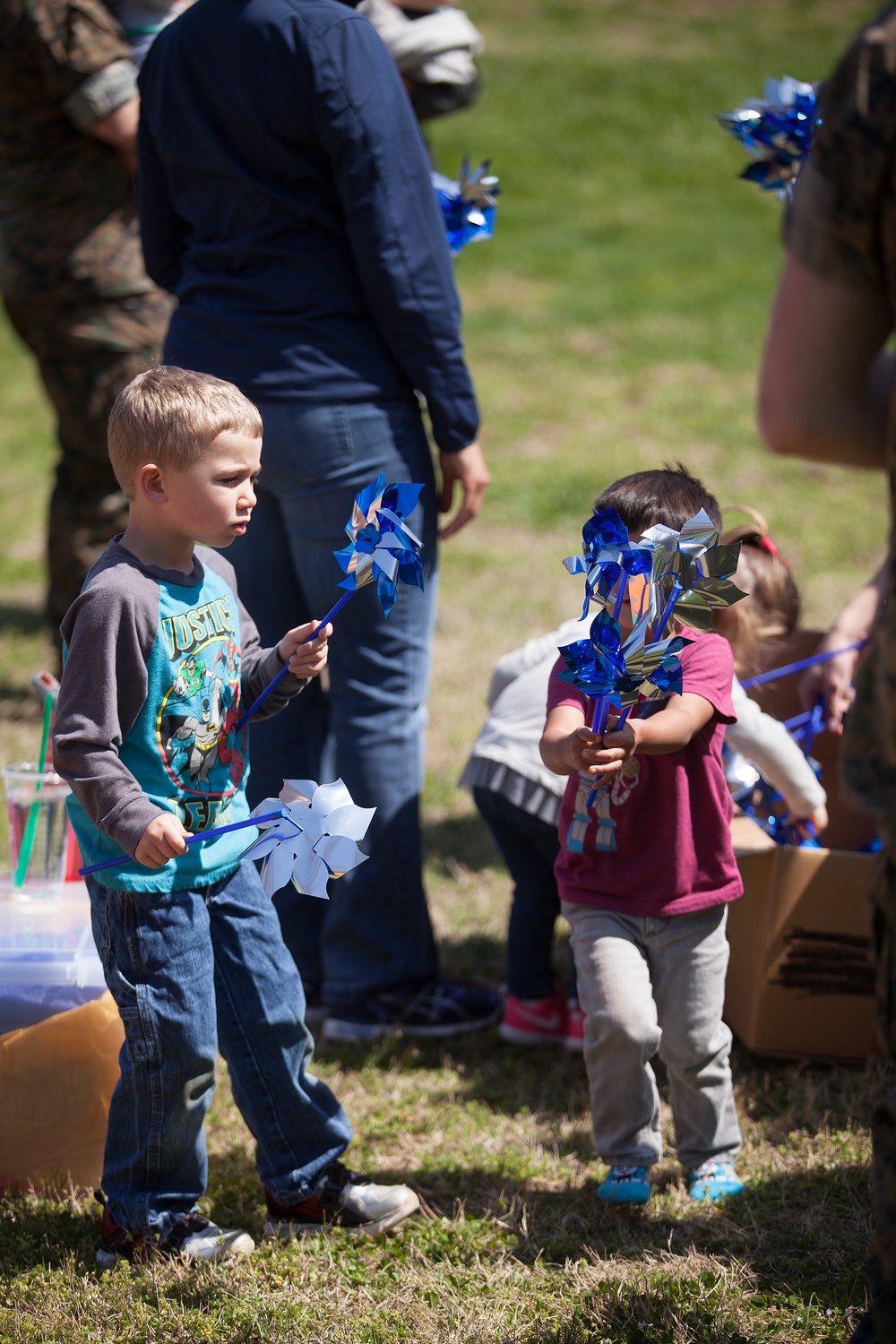 CBIRF Family Readiness, MCCS Henderson Hall partner for Healthy Relationships Family Day