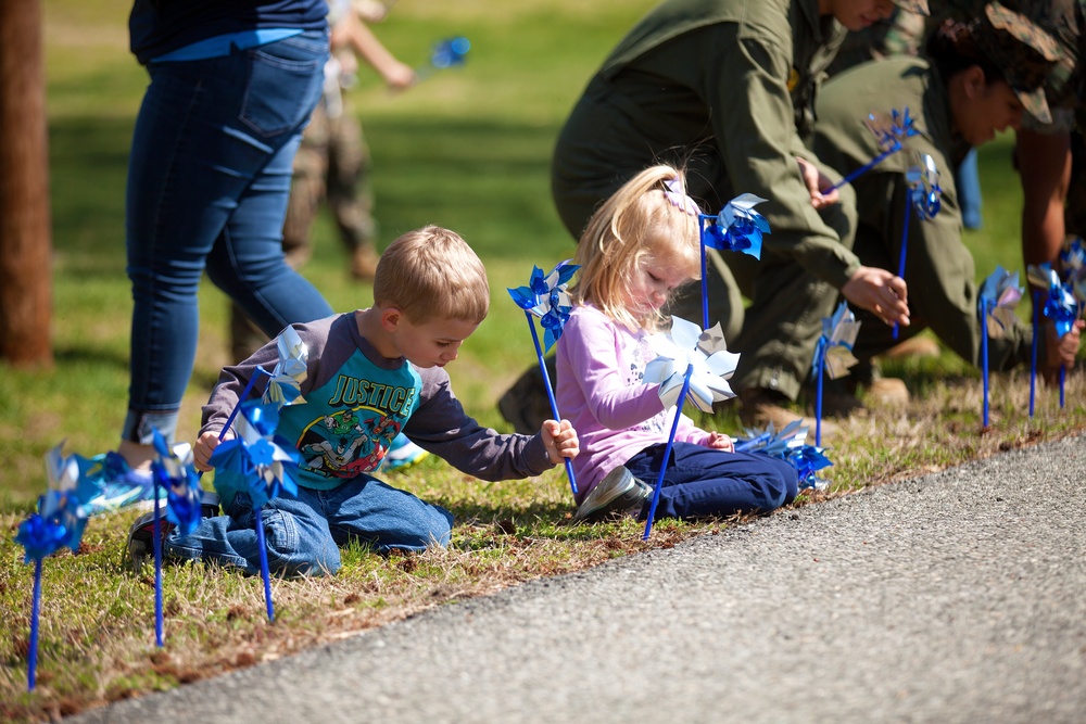 CBIRF Family Readiness, MCCS Henderson Hall partner for Healthy Relationships Family Day