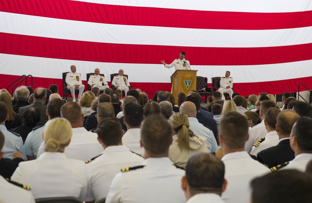 Patrol and Reconnaissance Wing 10 Holds Change of Command Ceremony