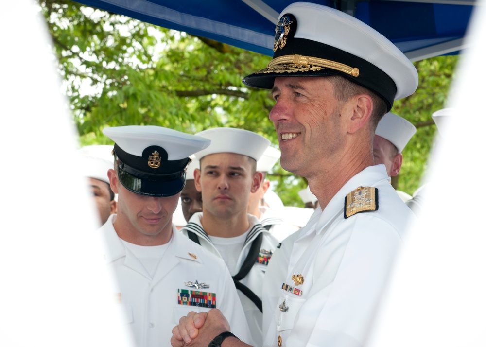 CNO All-hands Call Alongside USS Michael Murphy