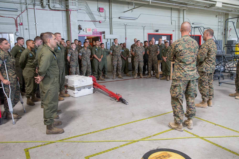 Marine Air Ground Task Force-23 senior leaders visit Marines with Marine Aircraft Group-41