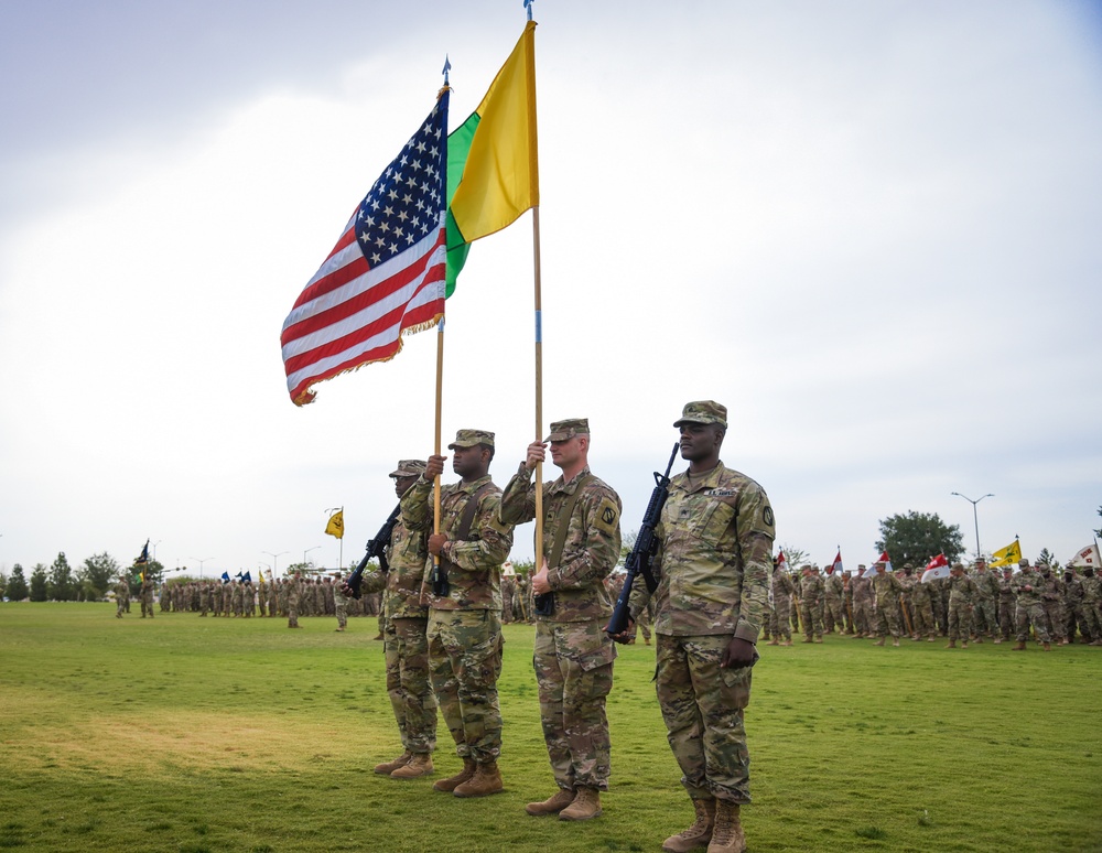 155th Armored Brigade Combat Team Receives Navy Unit Commendation