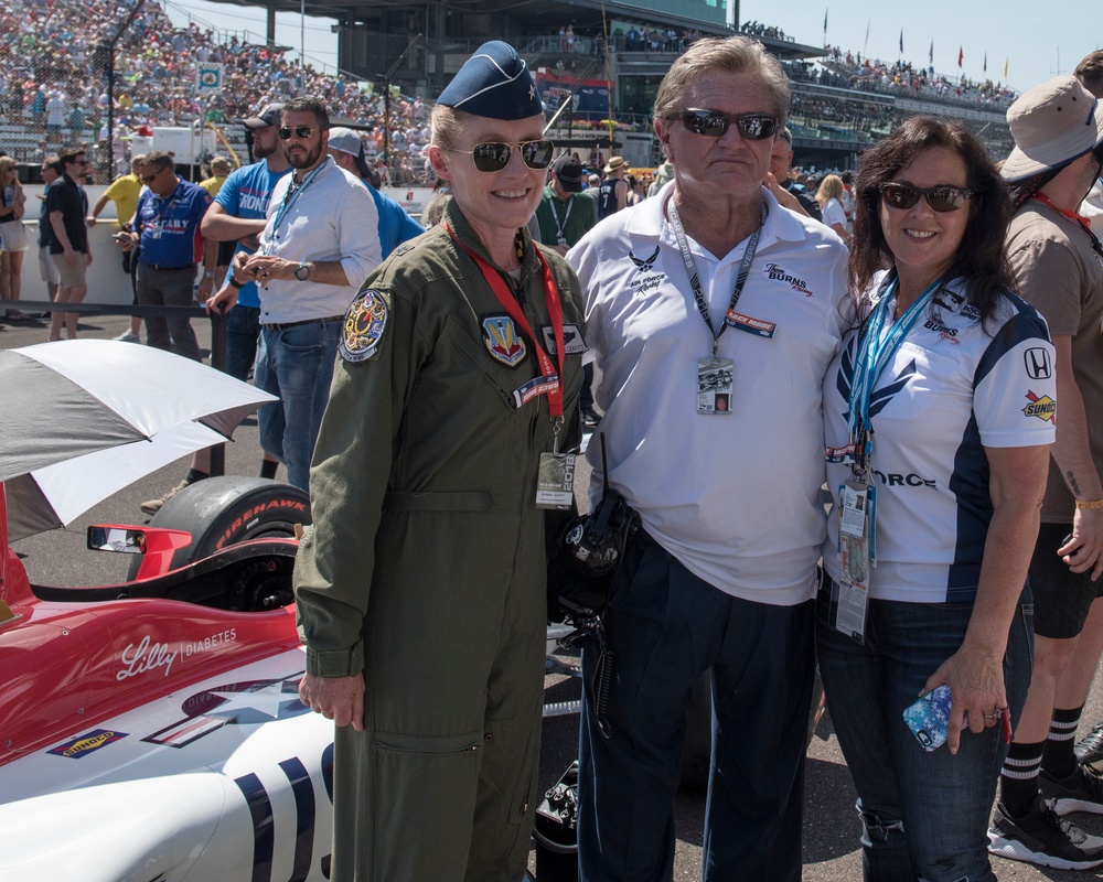 Nellis AFB commander visits “The Greatest Spectacle In Racing”