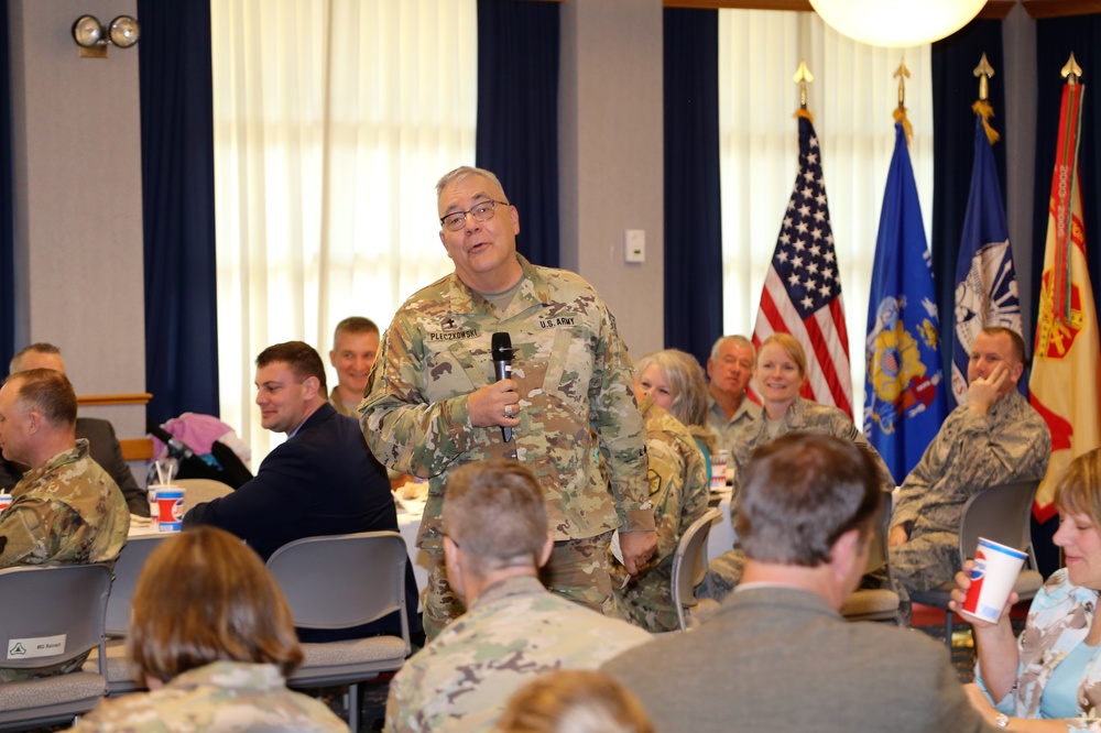 Army Reserve deputy chief of chaplains supports Fort McCoy prayer lunch event