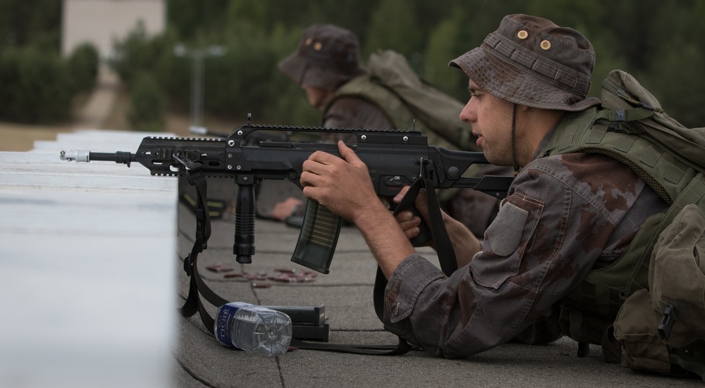 NATO’s eFP battle groups conduct assault exercise during Saber Strike 18