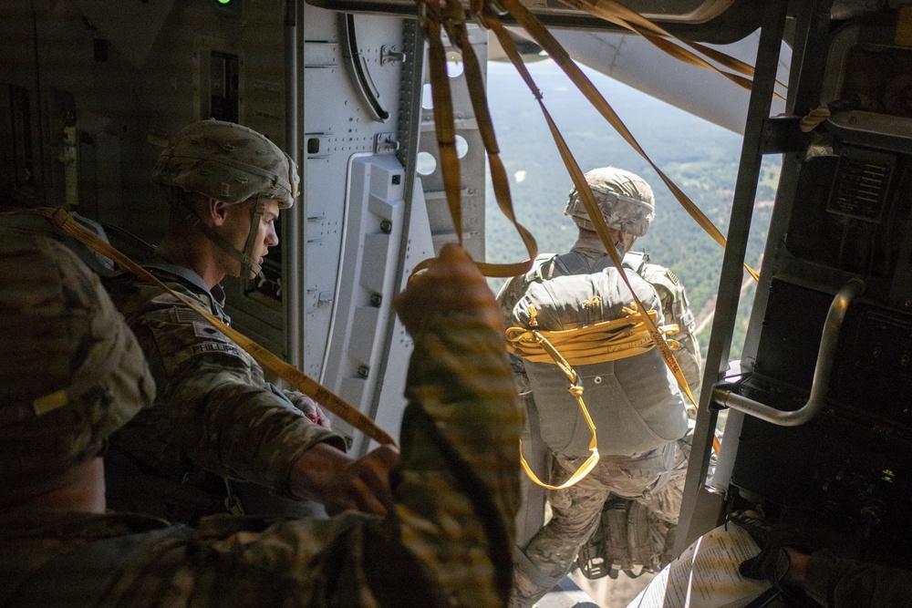 Hawaii guardsmen airdrop in Poland with NATO, partners