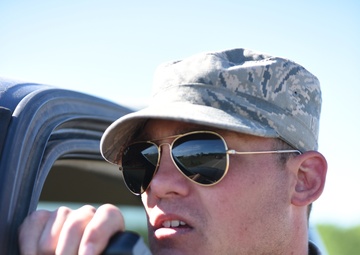 Security Forces Airmen take Clear aim