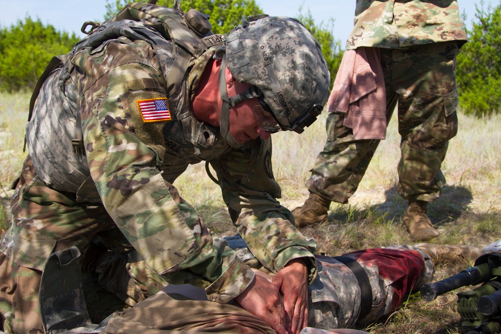 DVIDS - Images - Fort Riley Soldier Runs, Rucks, Razes Competition ...