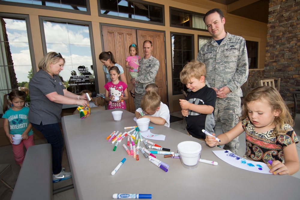 Parents, kids bond at enrichment event