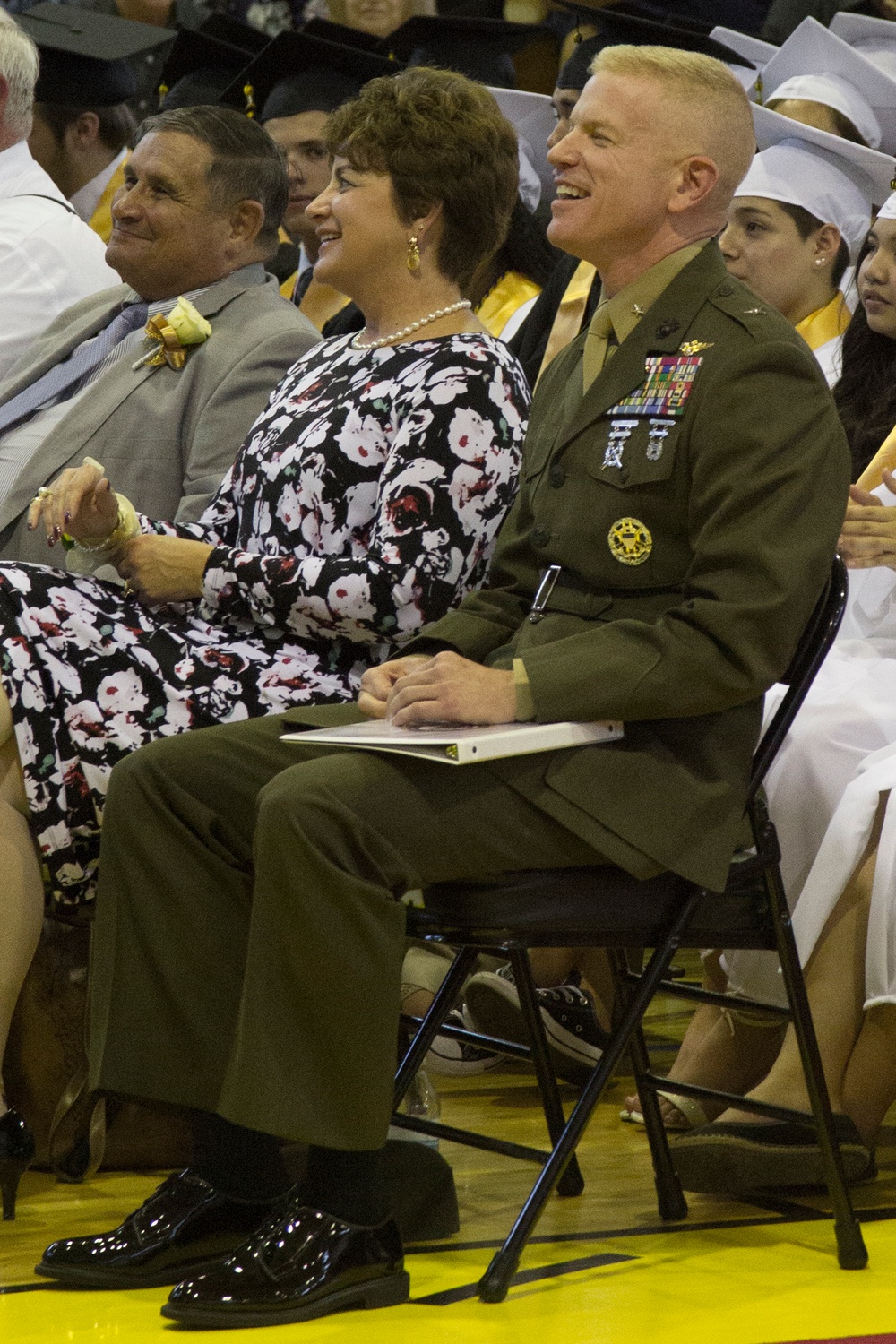 MCIPAC Commanding General guest speaks at Kadena High School 2018 Graduation