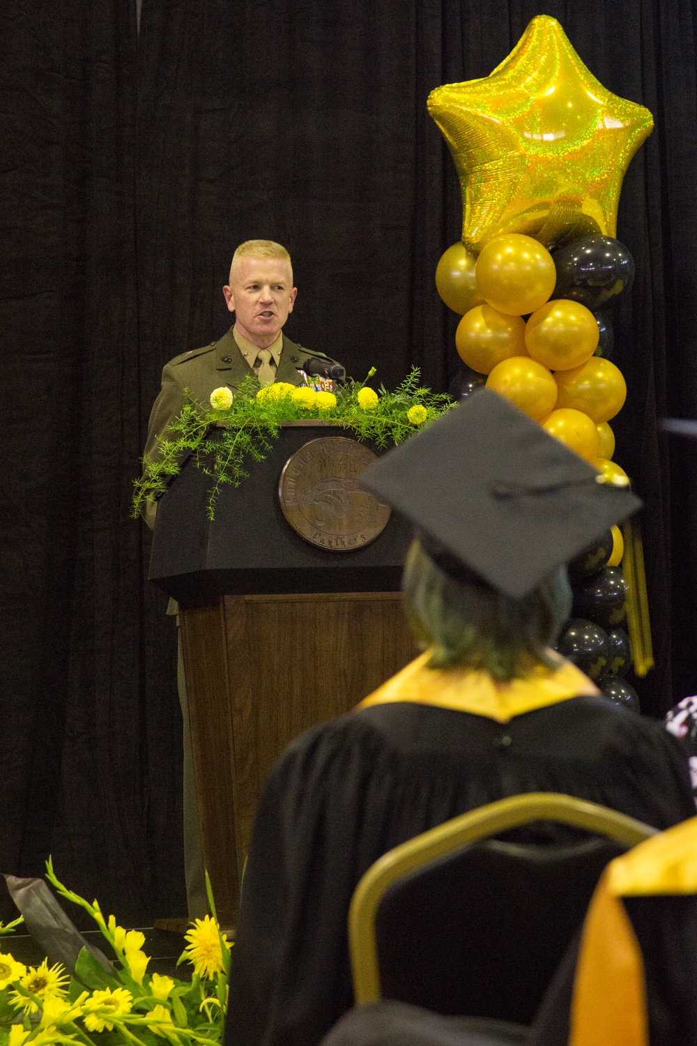 MCIPAC Commanding General guest speaks at Kadena High School 2018 Graduation