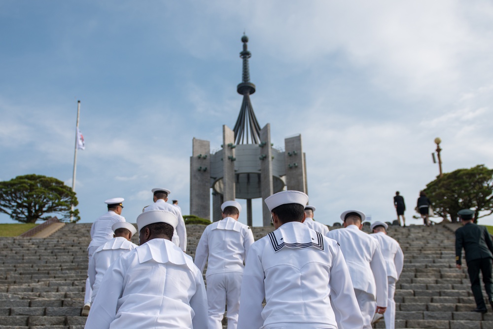 ROK Memorial Day Ceremony