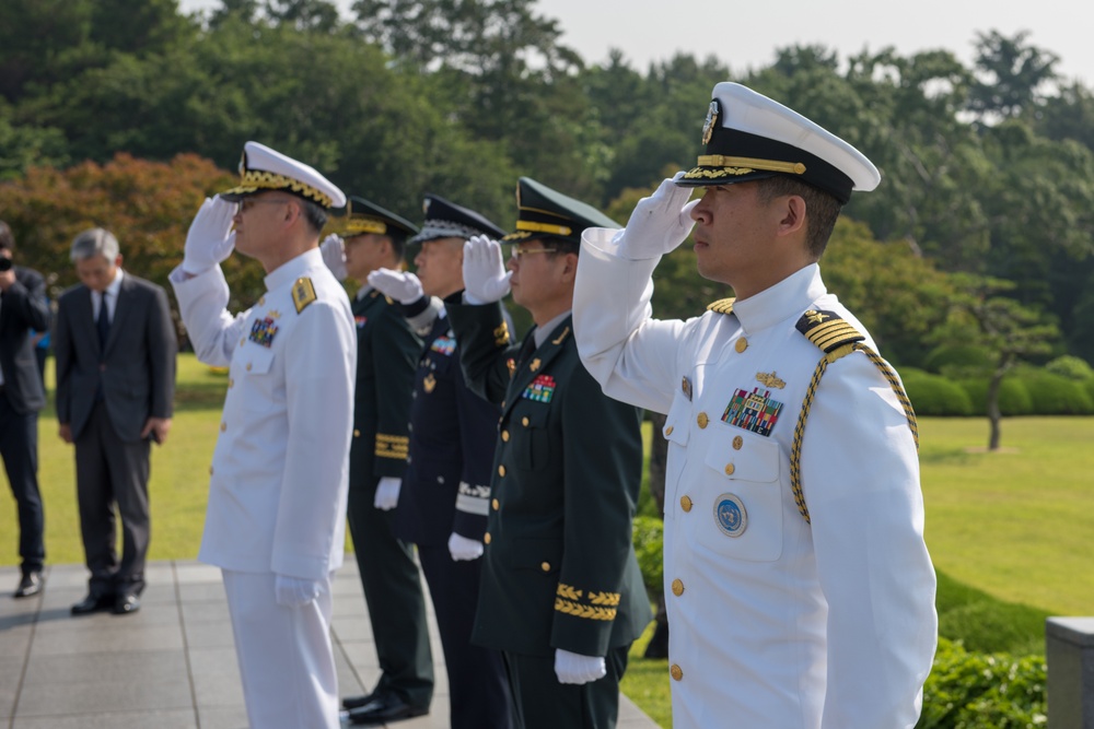 ROK Memorial Day Ceremony