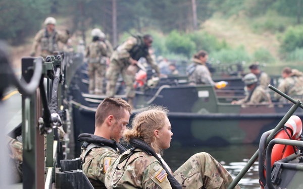 Ribbon bridge over Lake Zly Leg