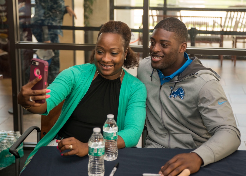 Detroit Lions Visit the Warrior Cafe