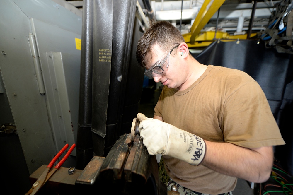 Flange Cleaning