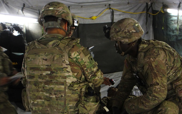 Medical evacuation training at Saber Strike 18
