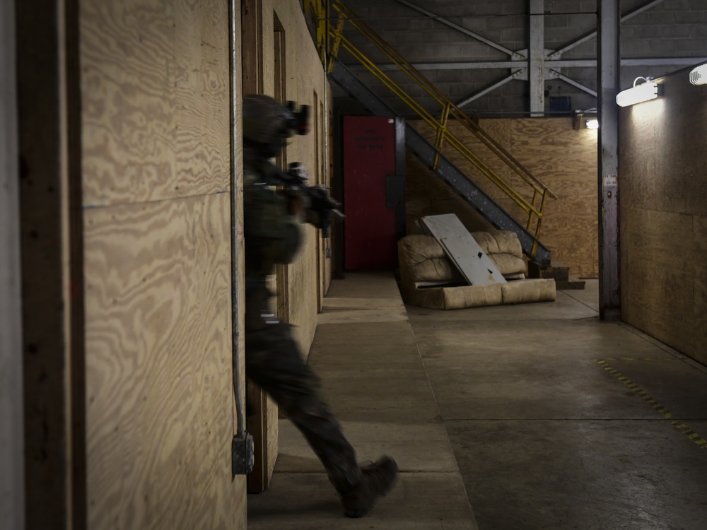 Marine Raiders integrate with AFSOC