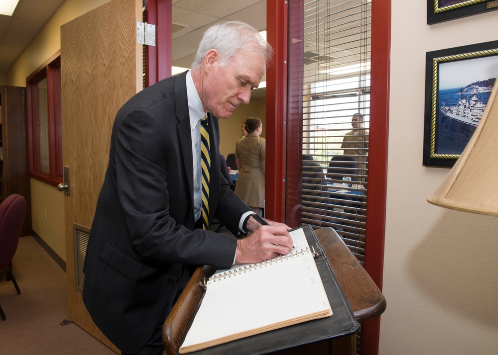 SECNAV Visits Surface Warfare Officers School