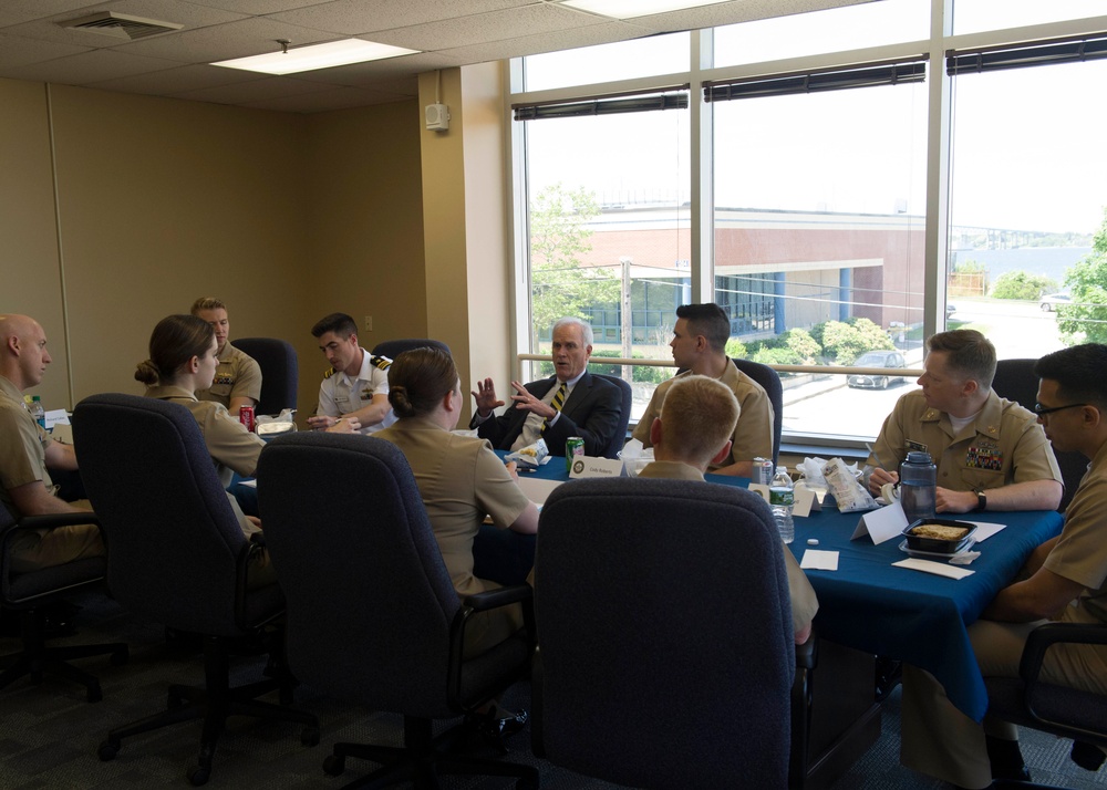 SECNAV Visits Surface Warfare Officers School