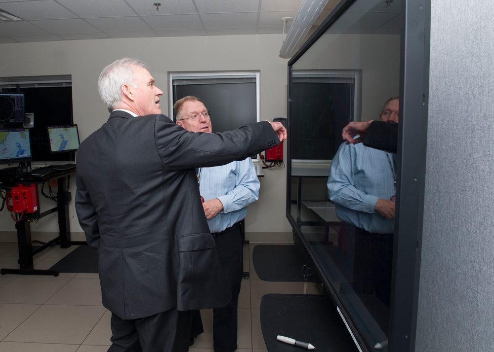 SECNAV Visits Surface Warfare Officers School