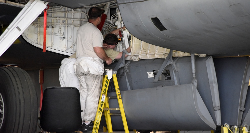 Guardsmen Install Single Point Refueling Receptacle