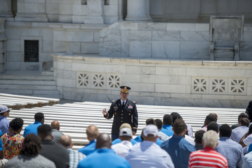 The Detroit Lions Participate in an Educational Staff Ride at Arlington National Cemetery