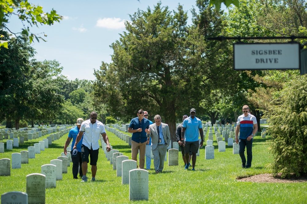 The Detroit Lions Participate in an Educational Staff Ride at Arlington National Cemetery