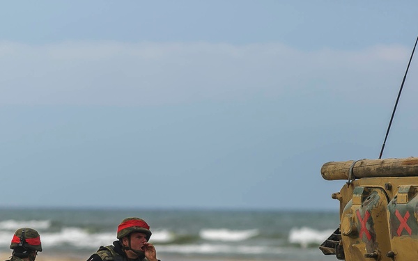 26th MEU Tank platoon, Polish BMP unit go head-to-head in mechanized assault exercise during BALTOPS