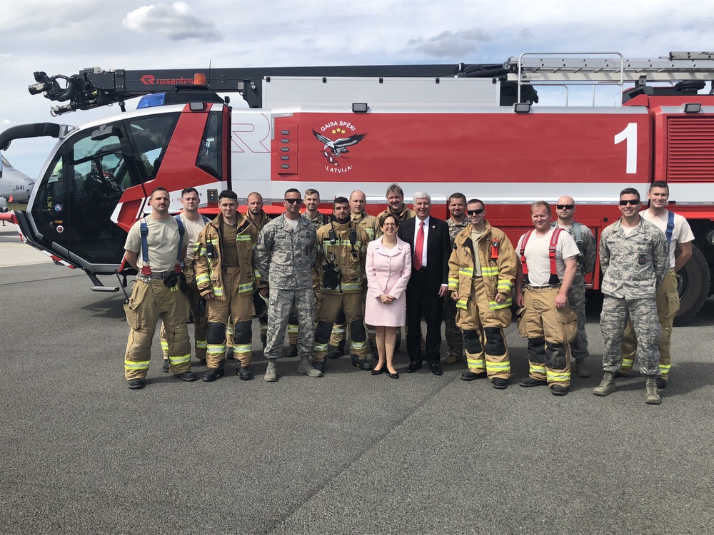 Gov. Snyder visits MI ANG at Lielvarde Air Base, Latvia