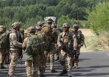 173rd Airborne Brigade Combat Team conducts air assault with multinational forces.