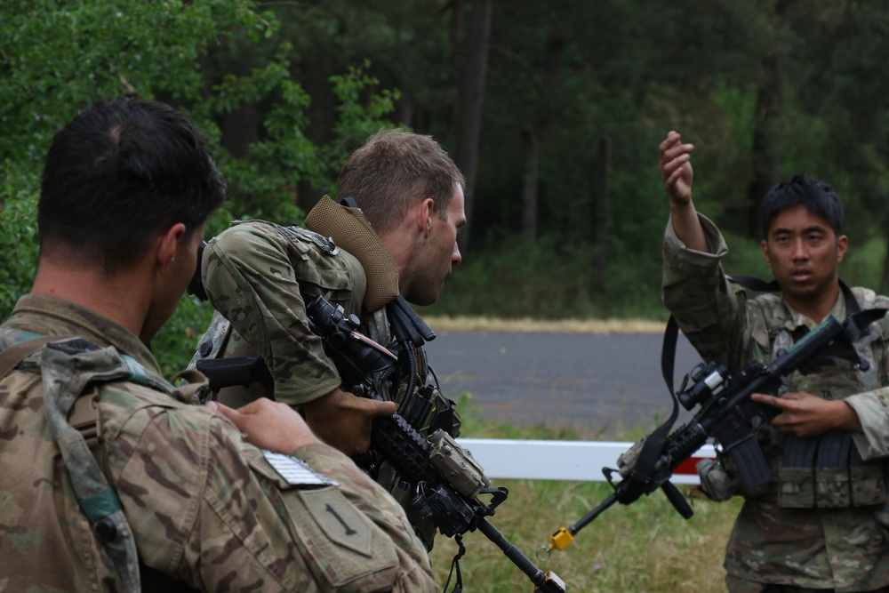173rd Conducts Air insertion
