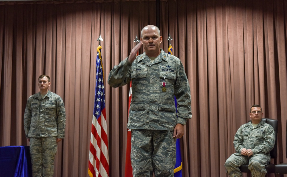 39th LRS welcomes new commander