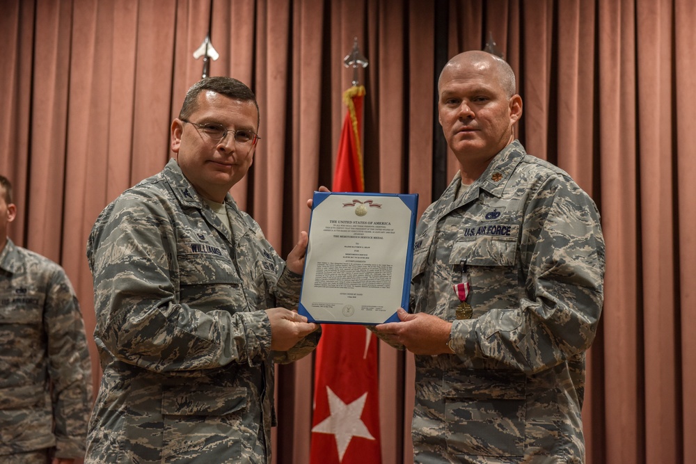 39th LRS welcomes new commander