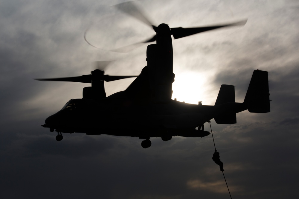 75 feet of flight line: 1st Battalion, 6th Marines Practice Fast-roping Operations