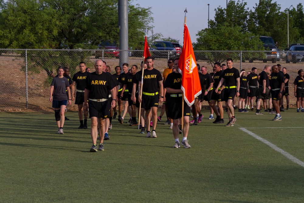 NETCOM Soldiers take part in Fort Huachuca's 243rd Army Birthday run