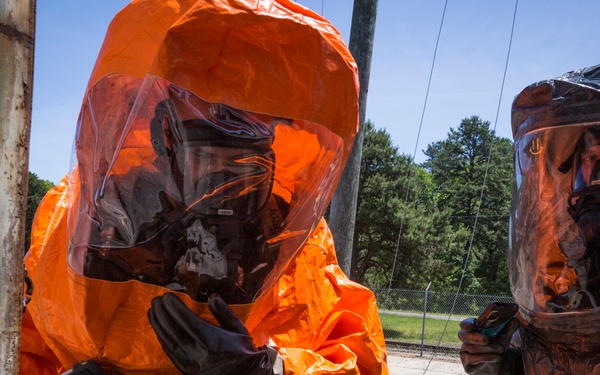 21st WMD-CST investigates simulated crime scene