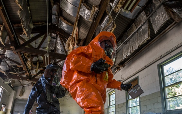 21st WMD-CST investigates simulated crime scene