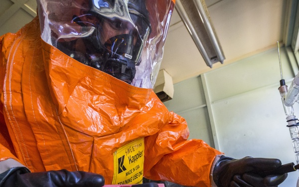 21st WMD-CST investigates simulated crime scene