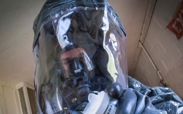 21st WMD-CST investigates simulated crime scene