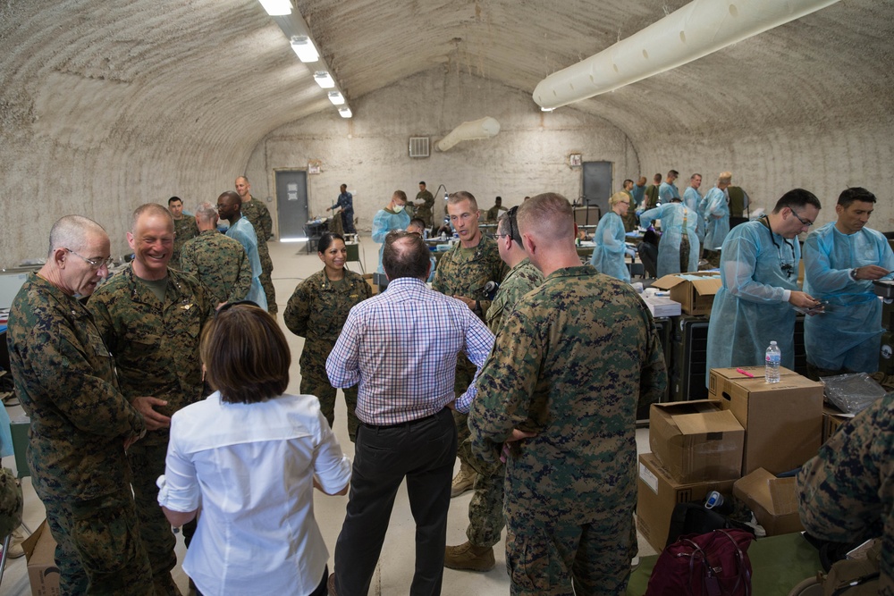 Distinguished Visitors tour MCAGCC Twentynine Palms during ITX 4-18