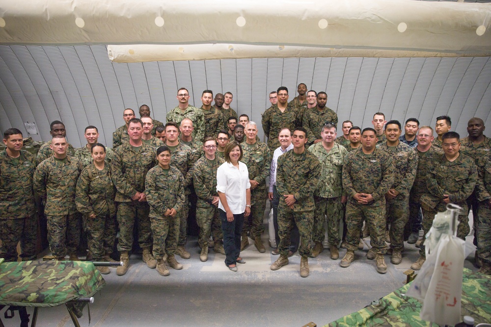 Distinguished Visitors tour MCAGCC Twentynine Palms during ITX 4-18