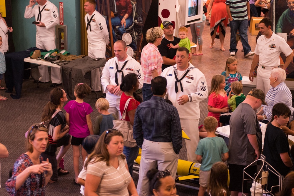 Sailors Interact with Locals at Creative Discovery Museum During Chattanooga Navy Week