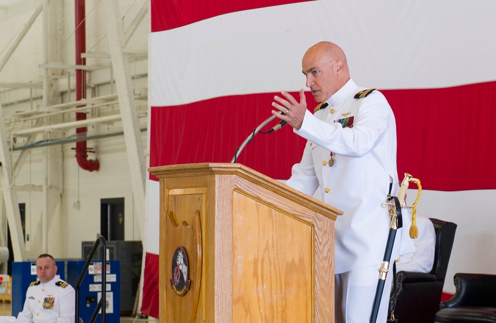 VP-46 Holds Change of Command Ceremony