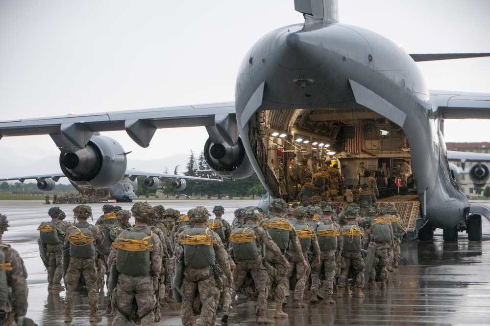 204th AS airdrops multi-national soldiers in Italy, Spain for Bayonet Strike