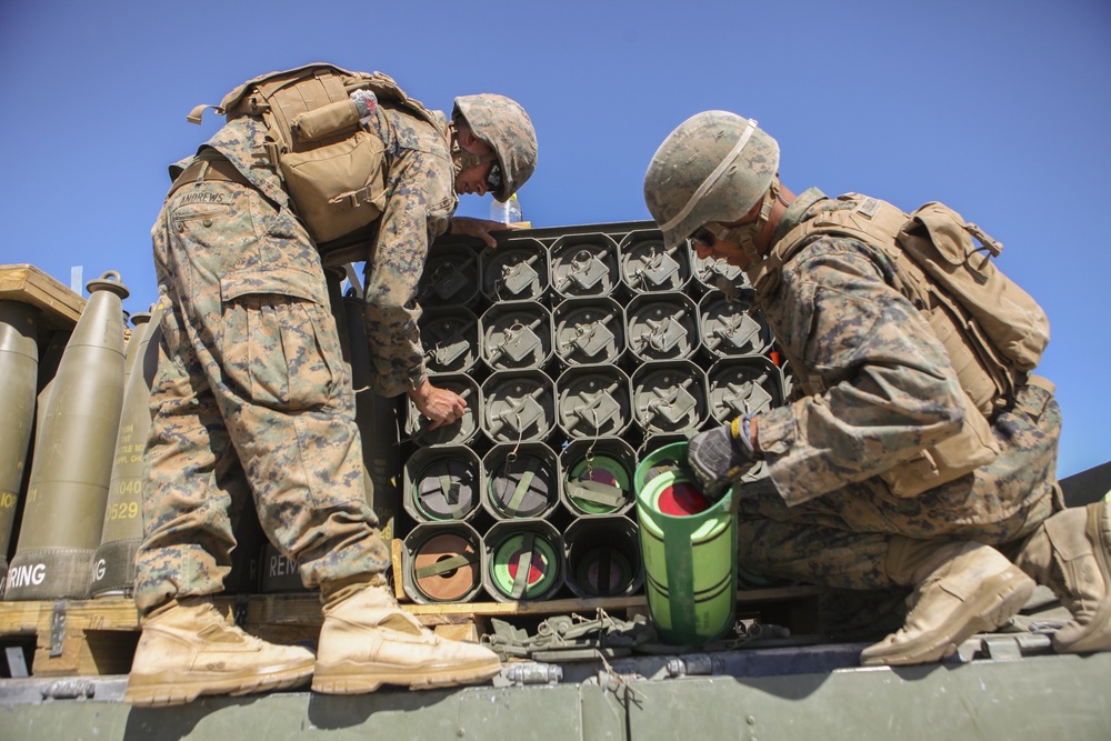 Marines with Mike Battery, 3/14, conduct direct fire shoot at ITX 4-18