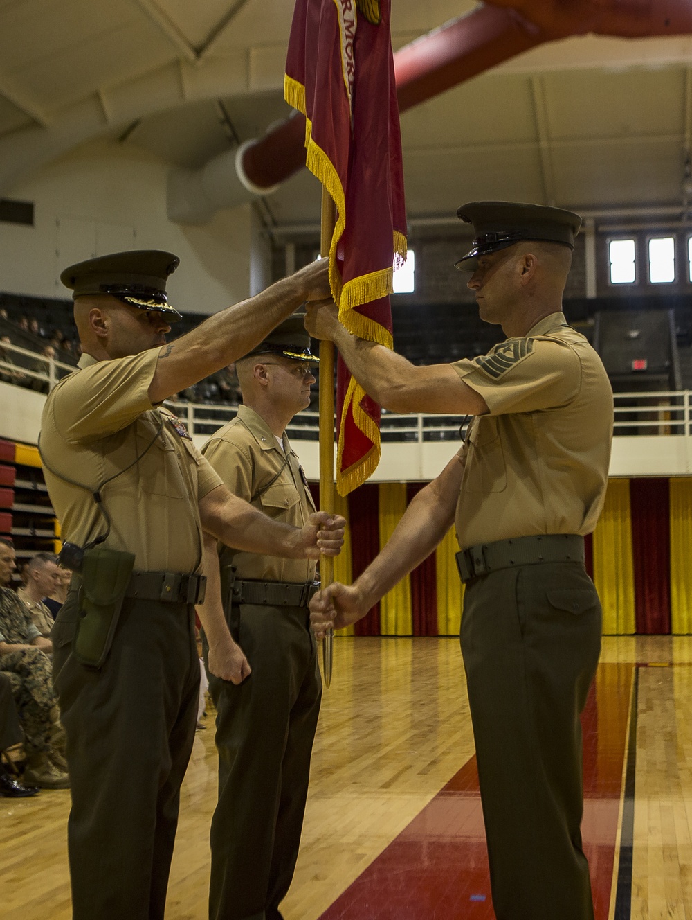 DVIDS - Images - 2D LAR Change of Command [Image 3 of 8]